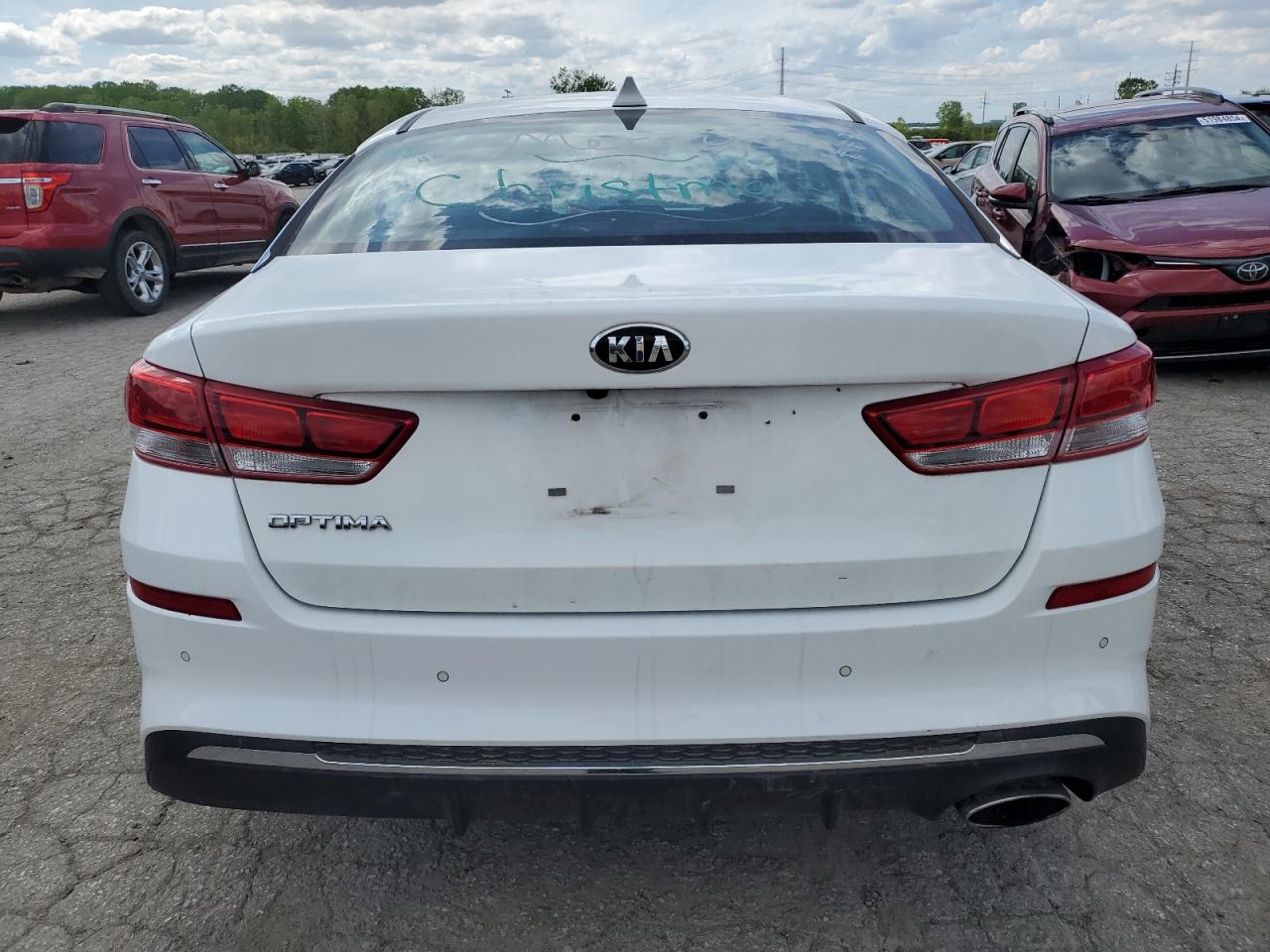 2019 Kia Optima Lx vin: 5XXGT4L32KG354946