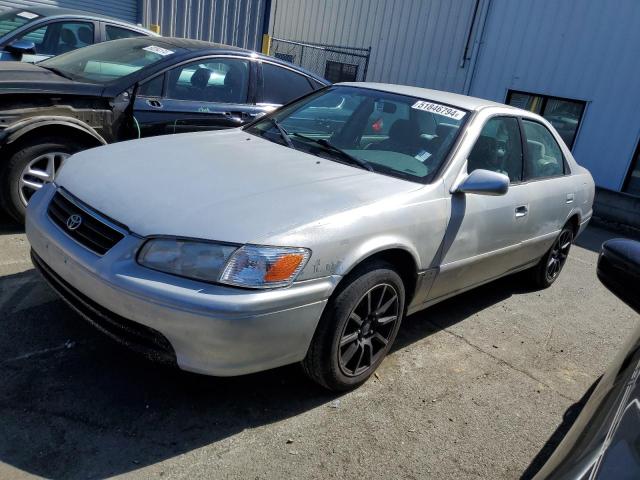 Lot #2479944453 2000 TOYOTA CAMRY salvage car
