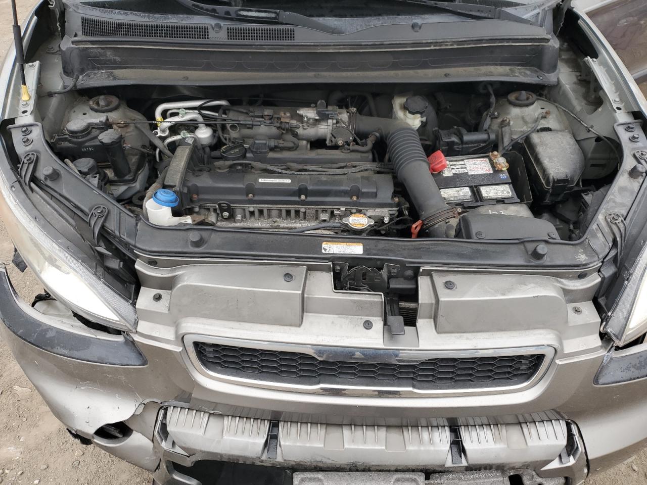 KNDJT2A27A7135914 2010 Kia Soul +