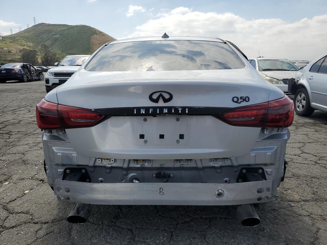 2019 Infiniti Q50 Luxe vin: JN1EV7AP3KM542719