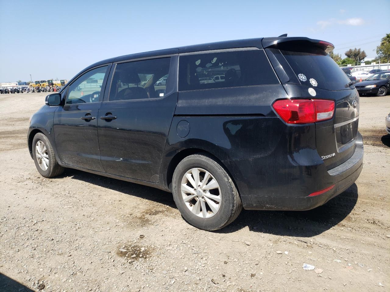 KNDMB5C14H6224118 2017 Kia Sedona Lx