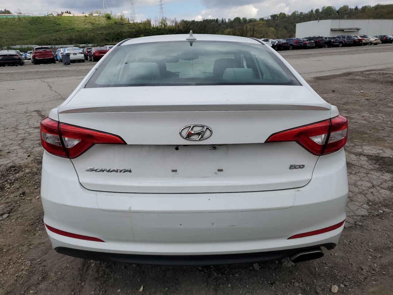 5NPE24AA6FH116569 2015 Hyundai Sonata Eco