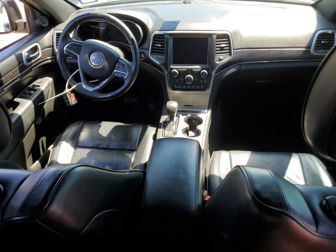 1C4RJFCG0JC424276 2018 Jeep Grand Cherokee Overland