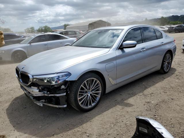 VIN WBAJB1C5XJB084164 2018 BMW 5 Series, 530XE no.1