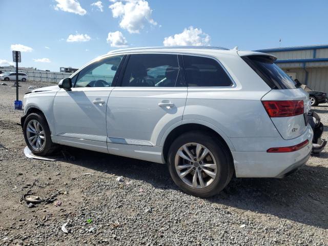 VIN WA1AAAF76JD005798 2018 Audi Q7, Premium no.2