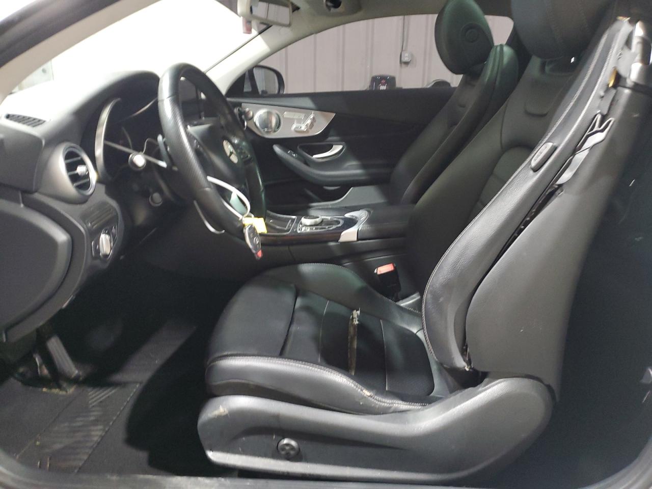 WDDWJ4JB7HF354692 2017 Mercedes-Benz C 300