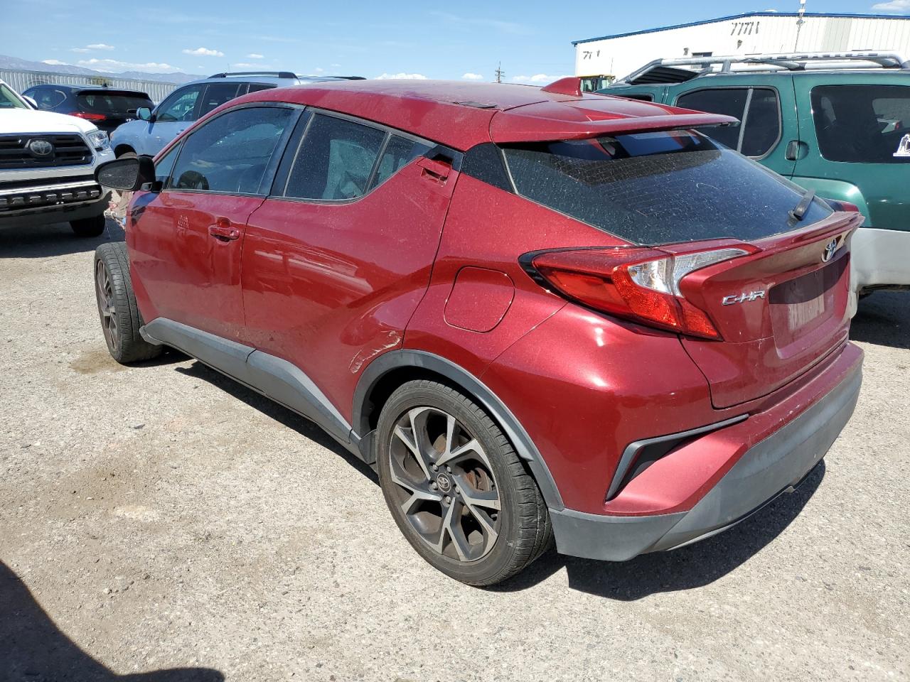 NMTKHMBX0JR004677 TOYOTA C-HR 2018