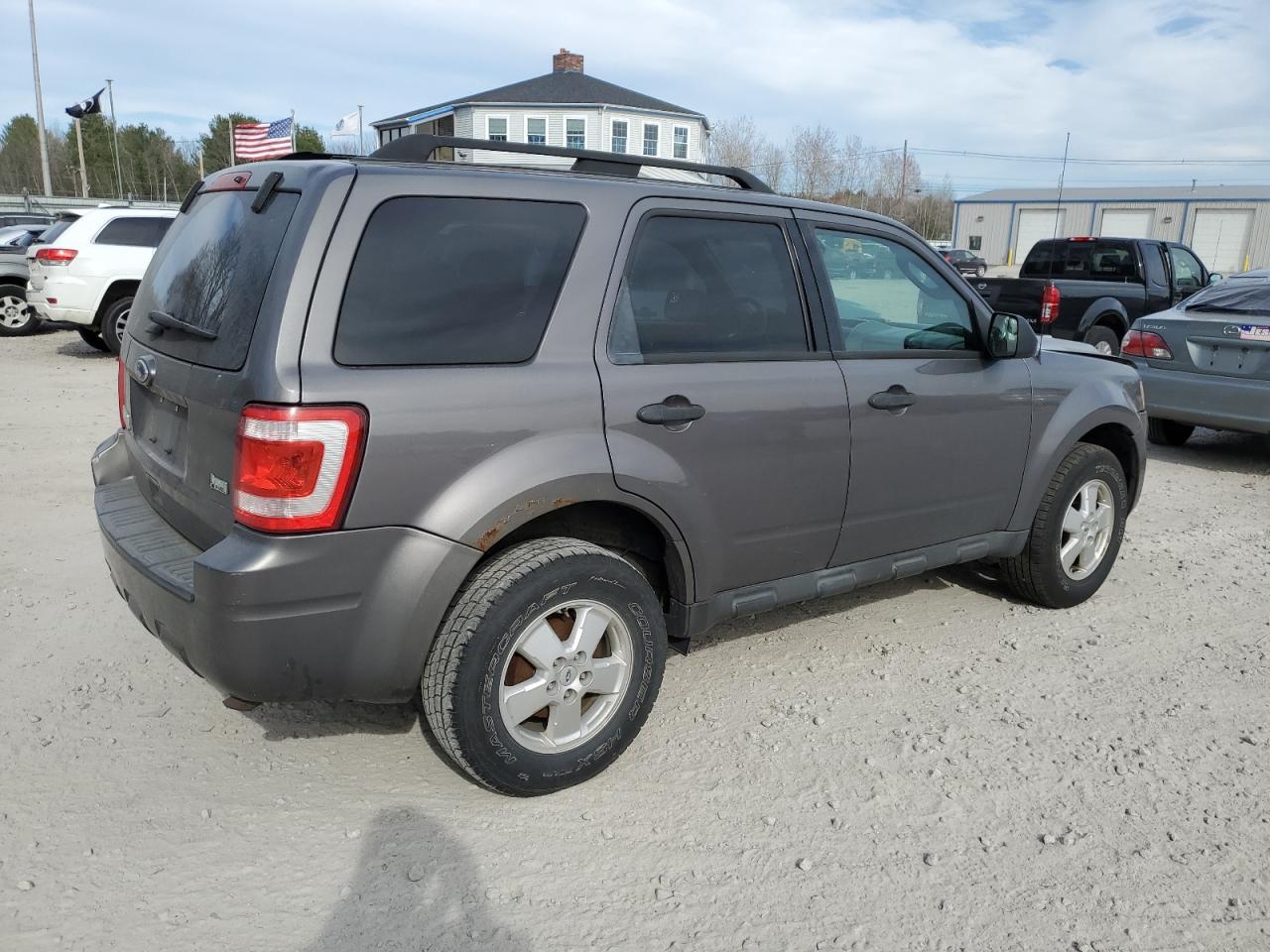 1FMCU9DG8BKB03926 2011 Ford Escape Xlt