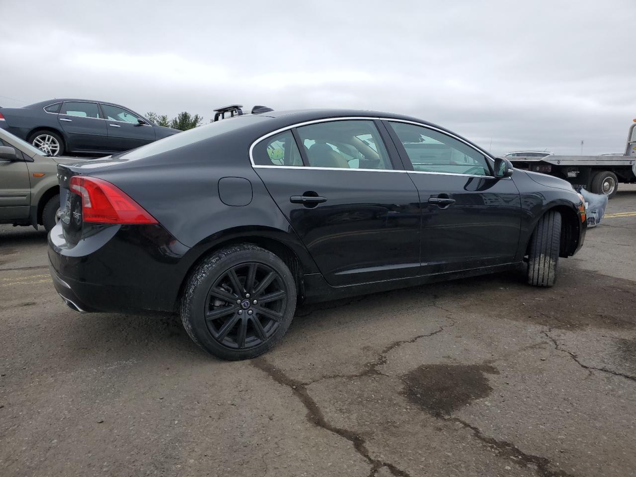 LYV402TK5HB128775 2017 Volvo S60 Premier