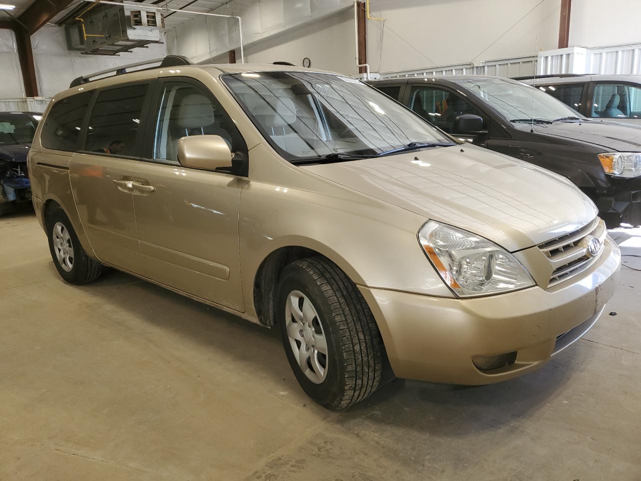 KNDMB233386218455 2008 Kia Sedona Ex