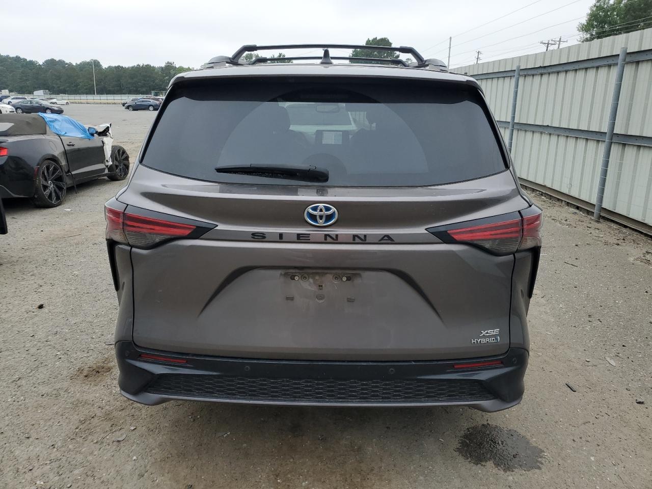 5TDXRKEC1NS106769 2022 Toyota Sienna Xse