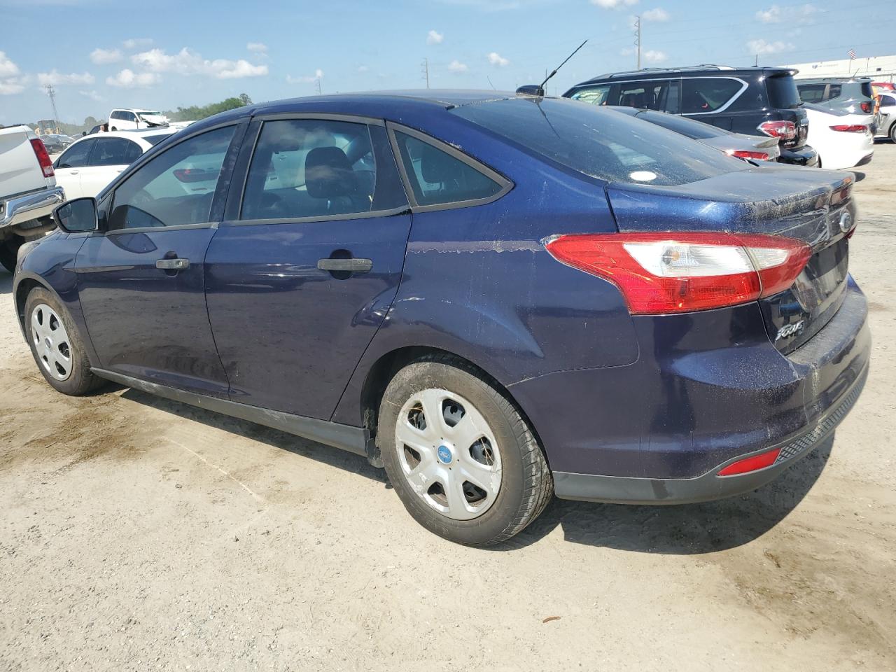 2012 Ford Focus S vin: 1FAHP3E29CL134301