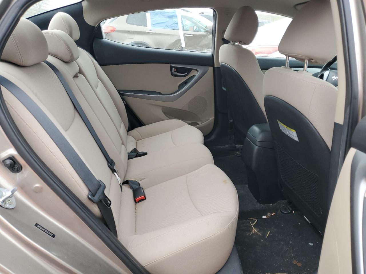 5npdh4ae0gh671922 5NPDH4AE0GH671922 2016 Hyundai Elantra Se