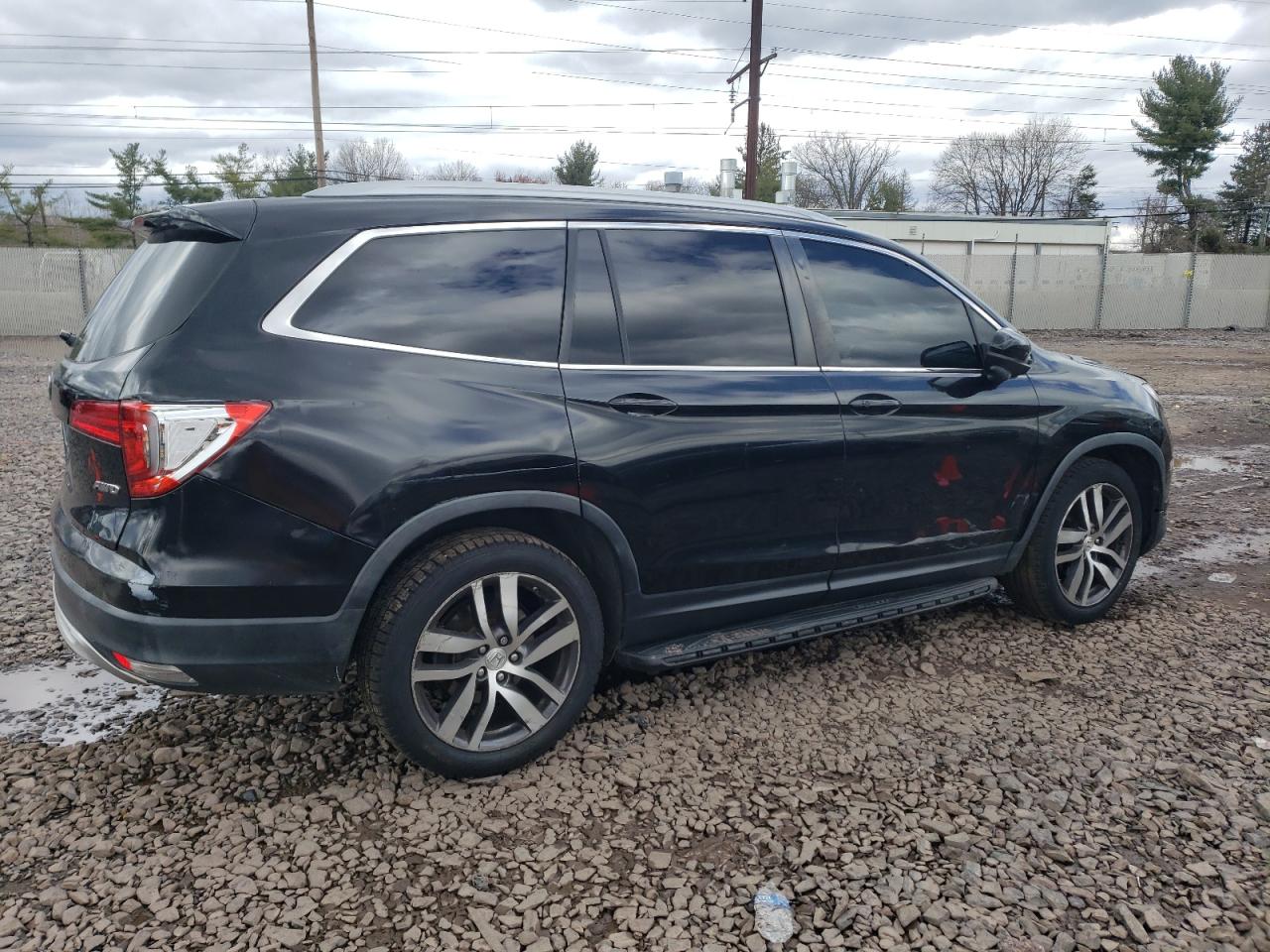 2016 Honda Pilot Exl vin: 5FNYF6H59GB027004