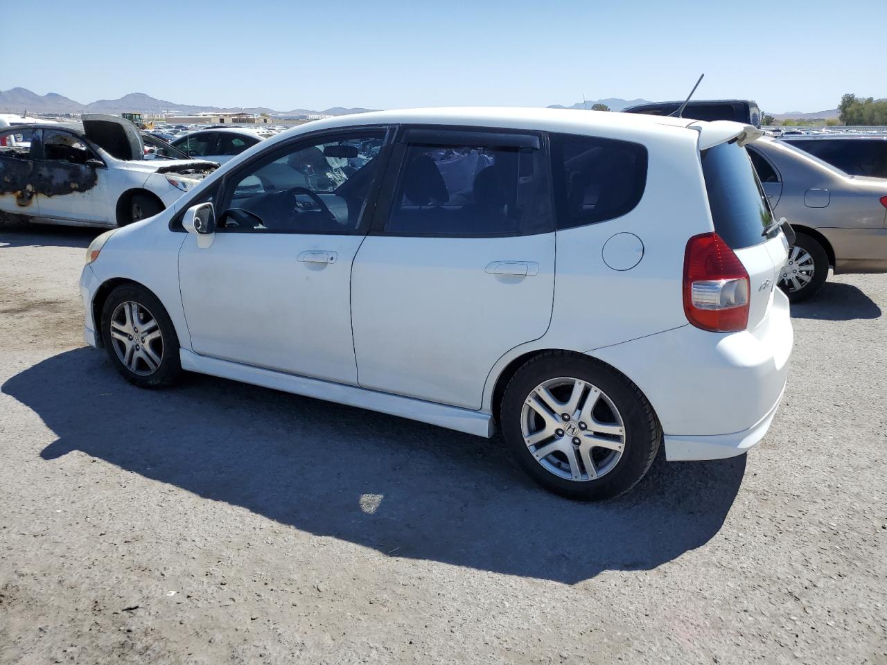 JHMGD38607S030352 2007 Honda Fit S