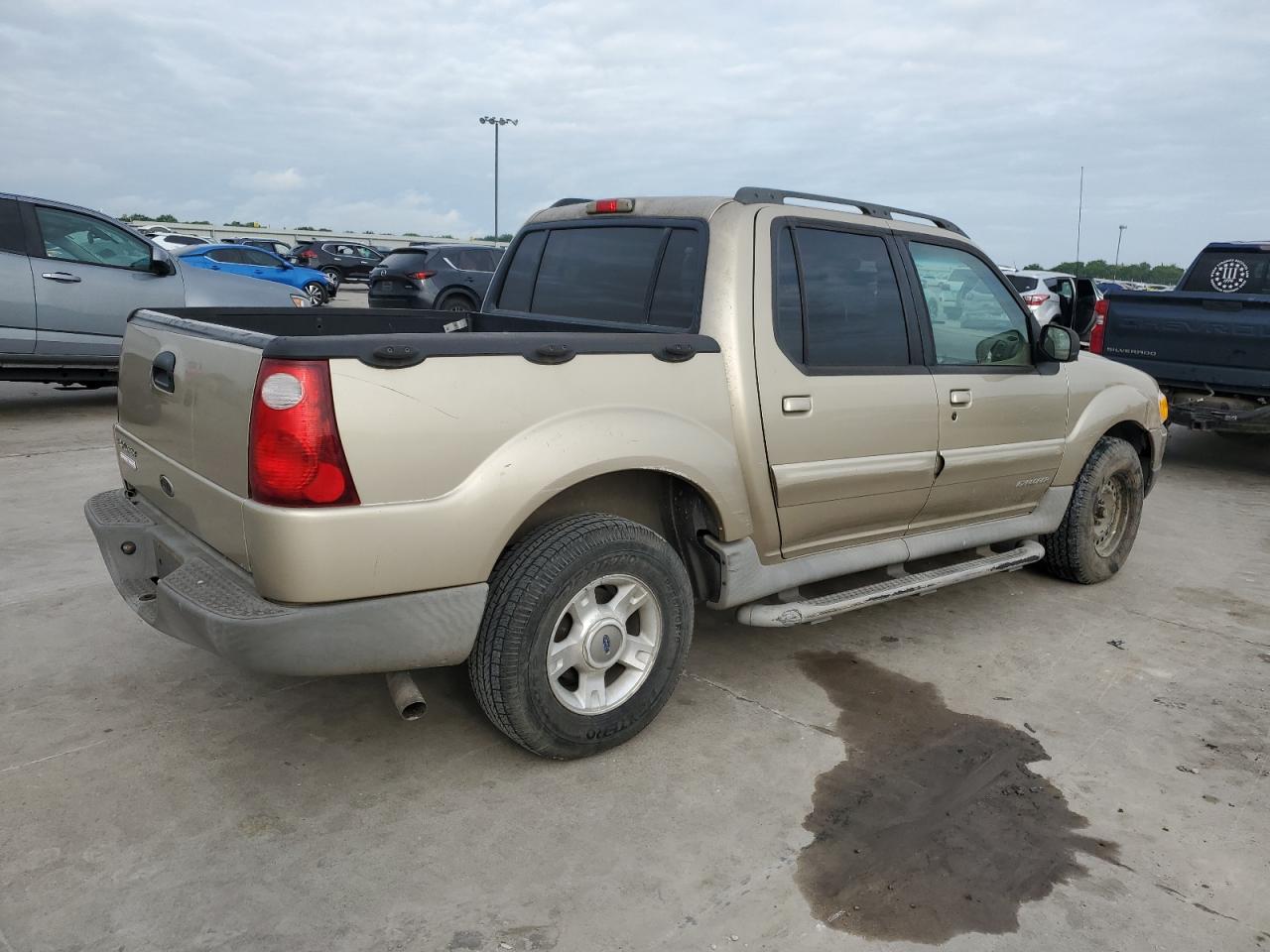 1FMZU67E82UB94574 2002 Ford Explorer Sport Trac