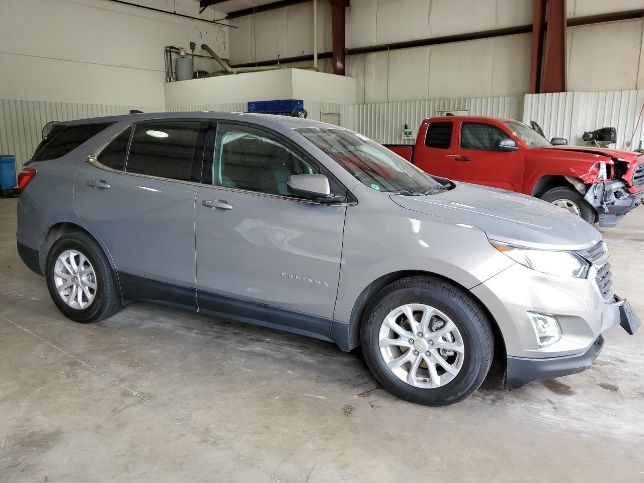 3GNAXJEV4JS627019 2018 Chevrolet Equinox Lt