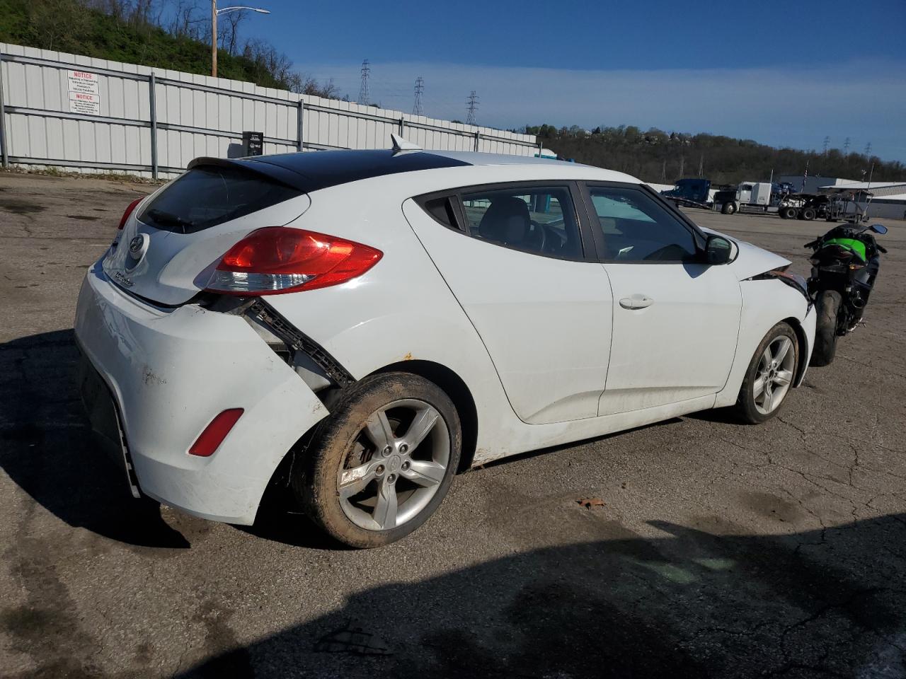 KMHTC6AD5DU167702 2013 Hyundai Veloster