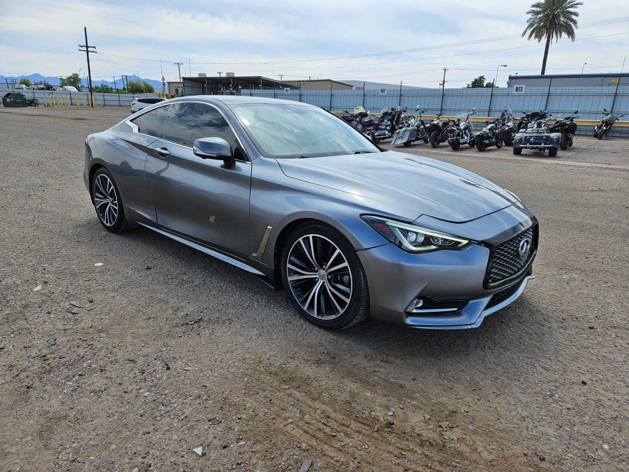 JN1EV7EK7HM362604 2017 Infiniti Q60 Premium