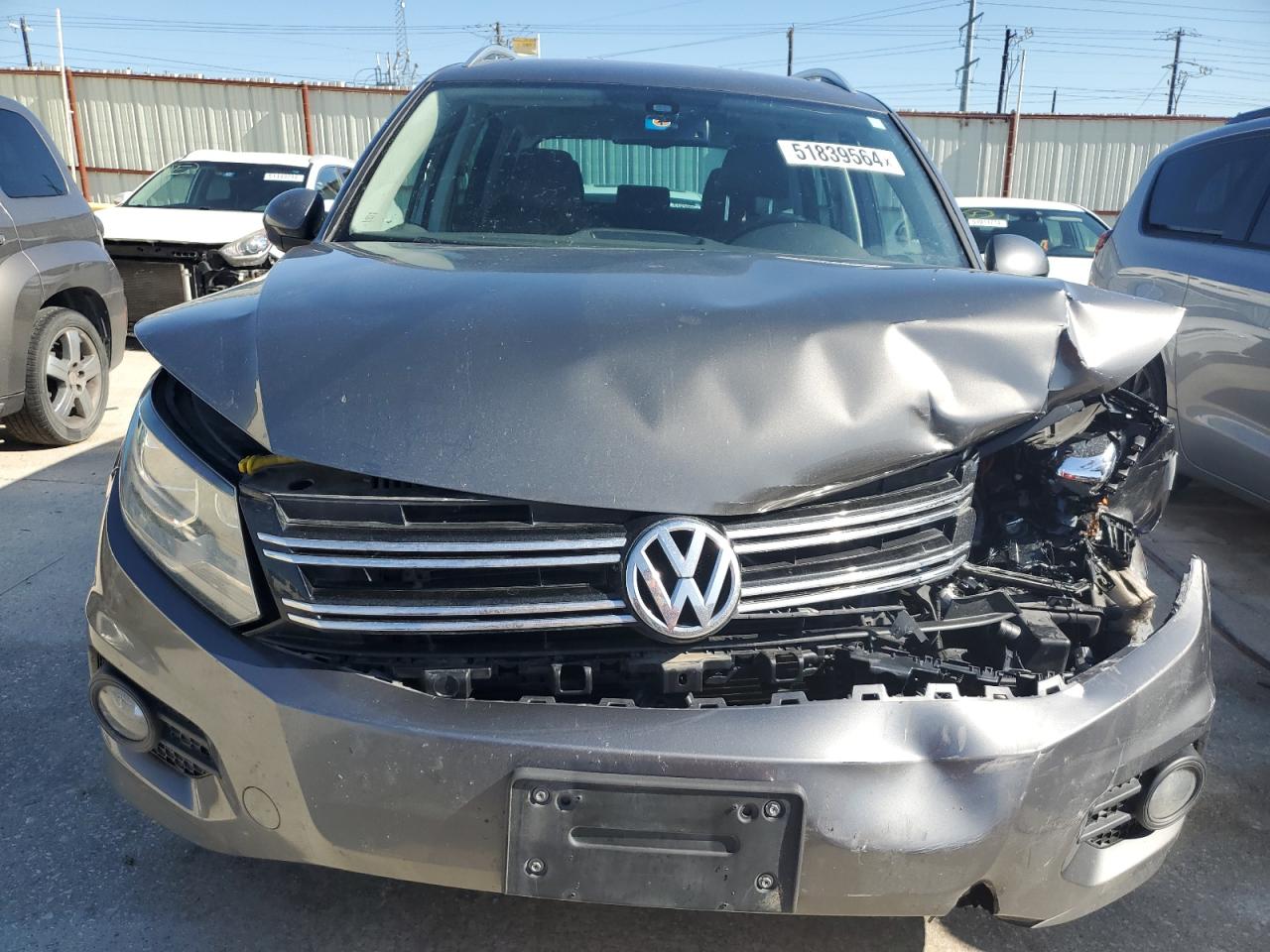 WVGAV7AX5GW576664 2016 Volkswagen Tiguan S