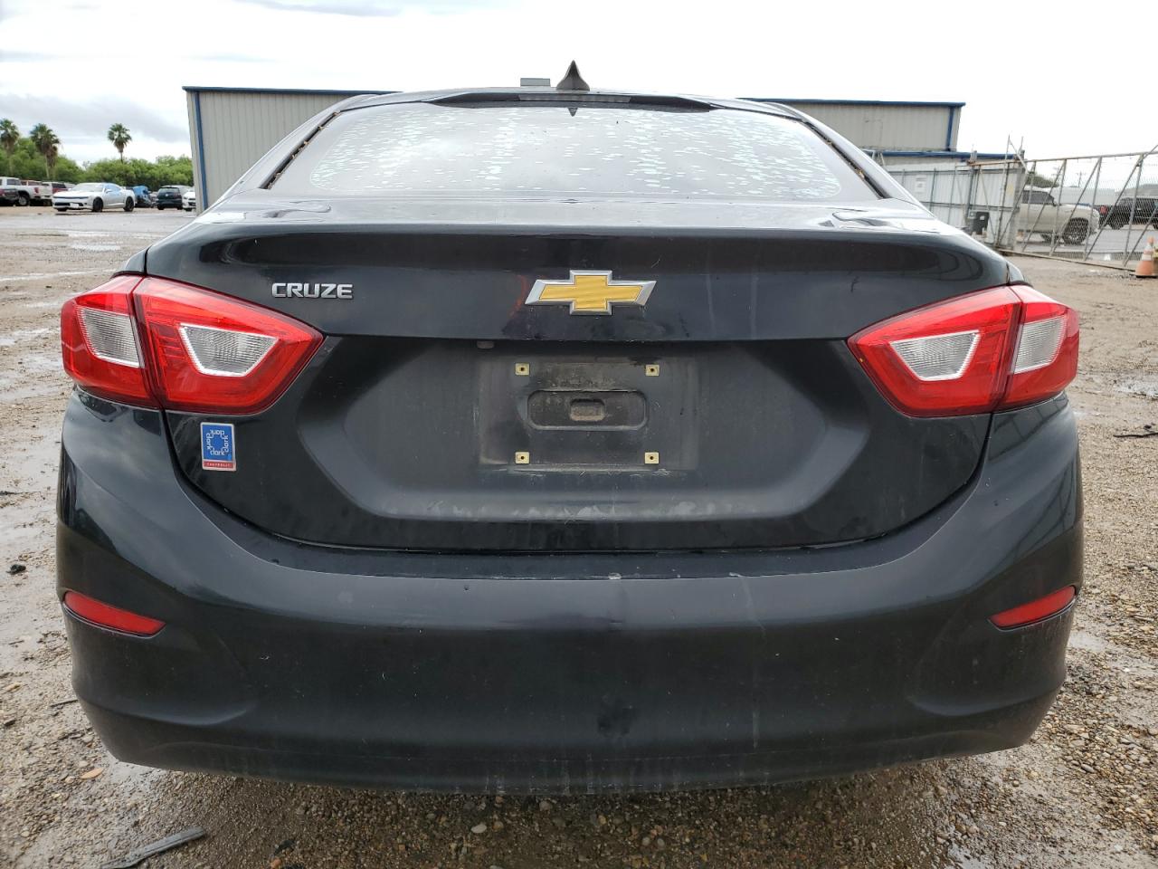 2019 Chevrolet Cruze Ls vin: 1G1BC5SM3K7125414