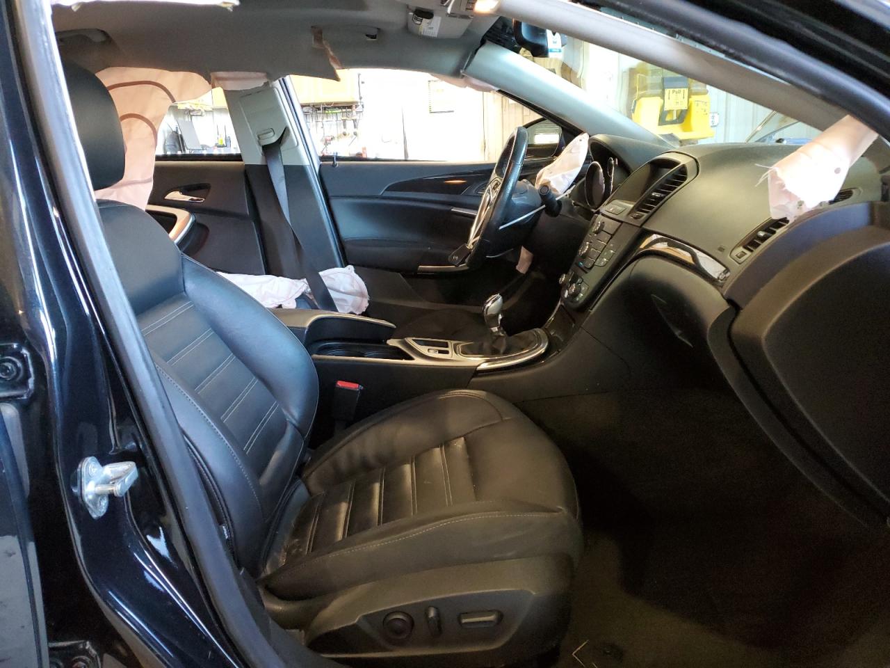 2G4GV5GV1C9187639 2012 Buick Regal Gs