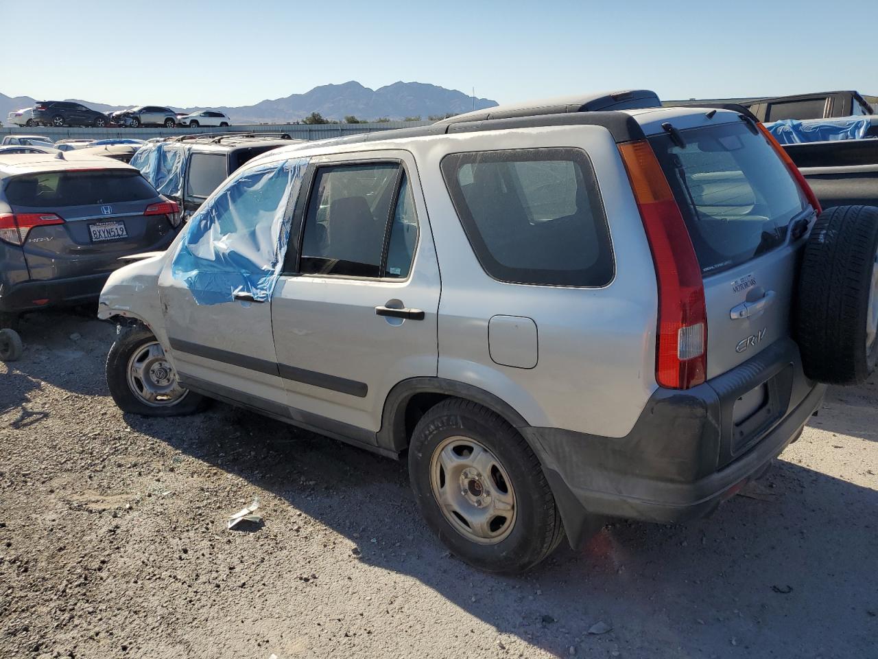 JHLRD78464C047939 2004 Honda Cr-V Lx