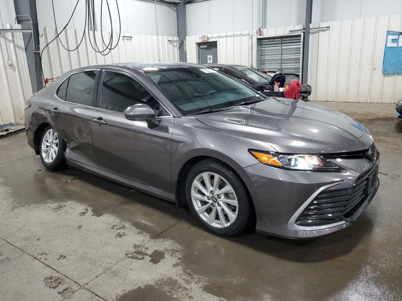 2021 Toyota Camry Le vin: 4T1C11AK1MU481550