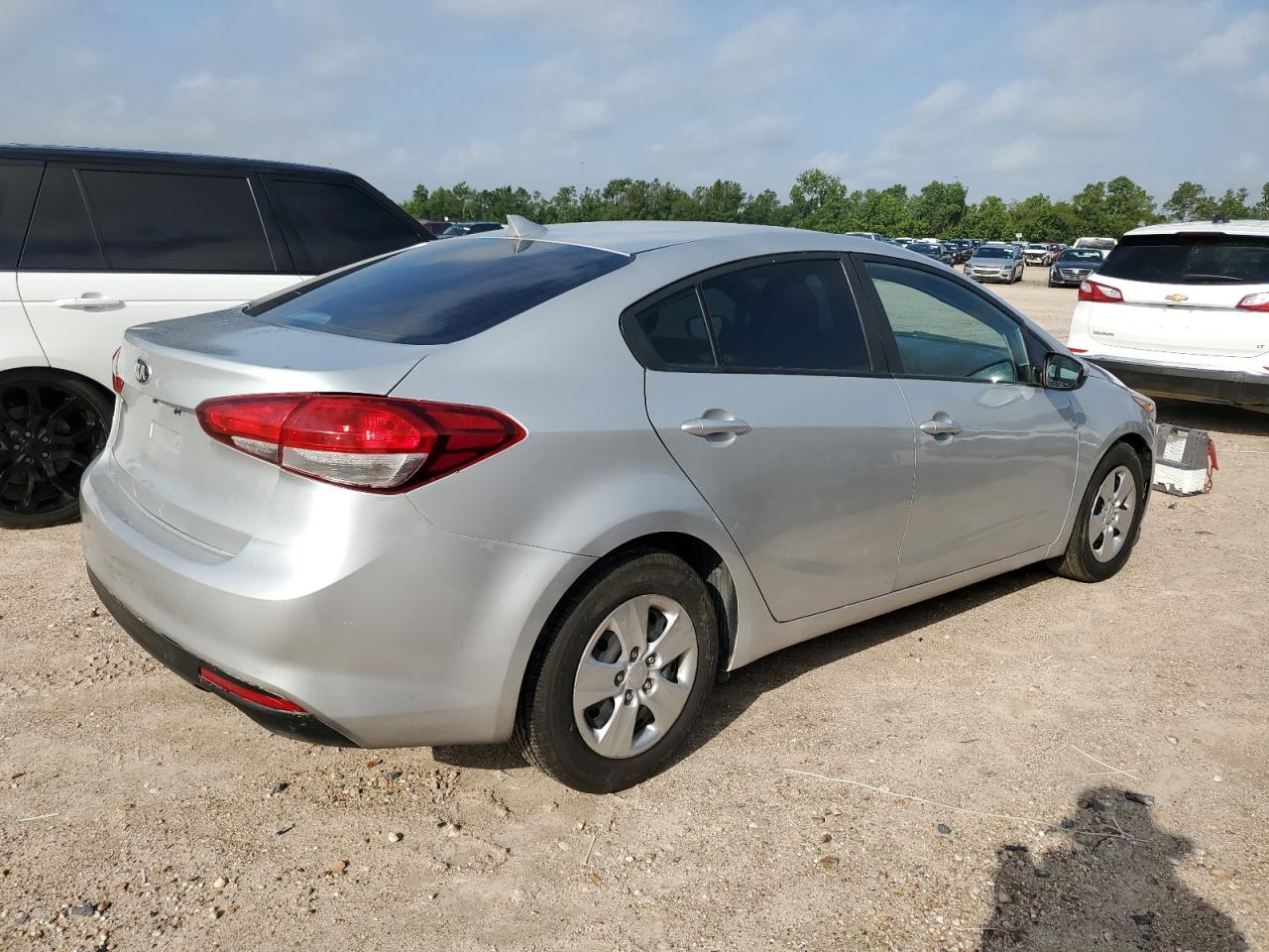 2017 Kia Forte Lx vin: 3KPFK4A78HE152201