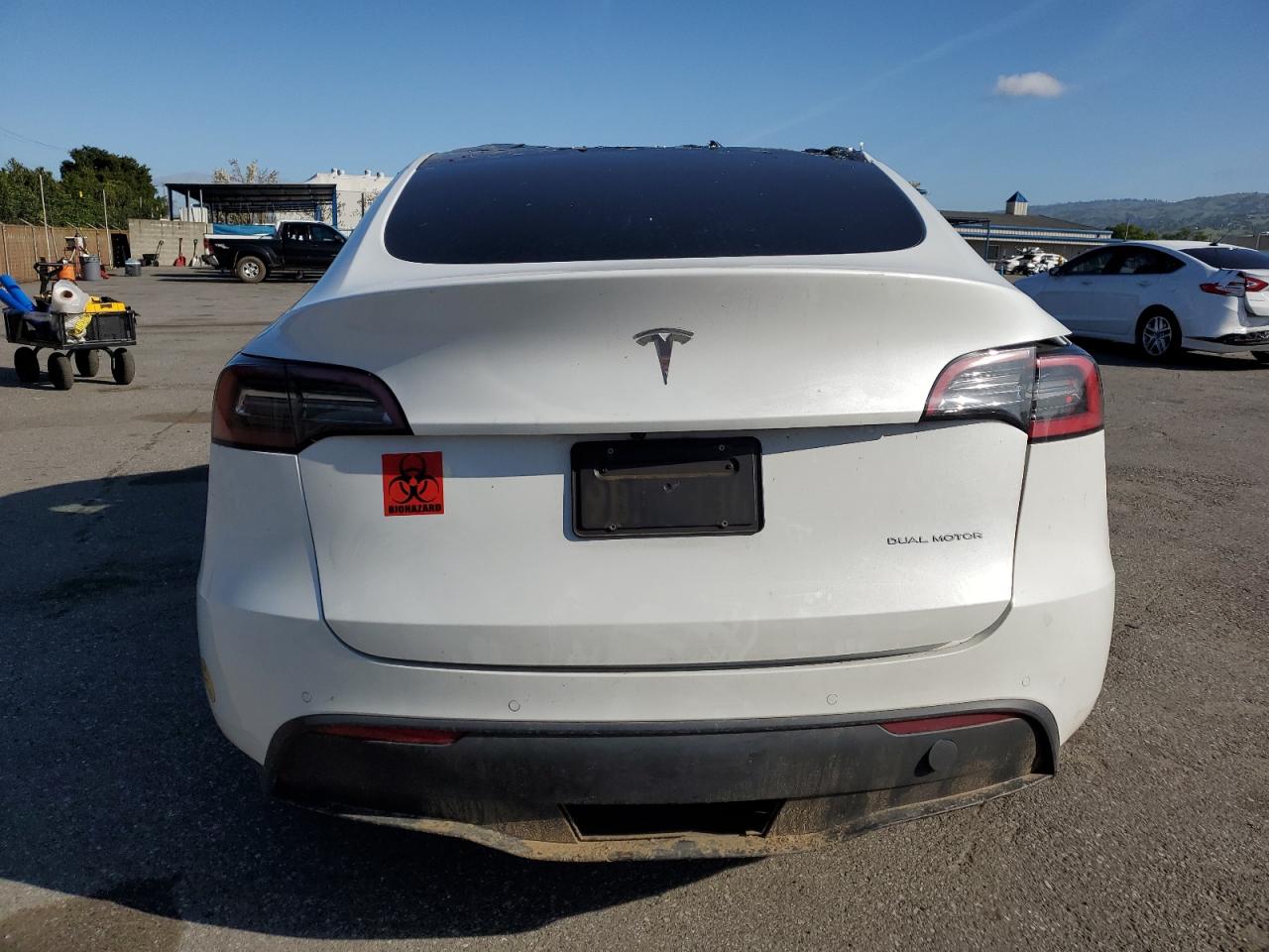 7SAYGDEE5NF437045 2022 Tesla Model Y