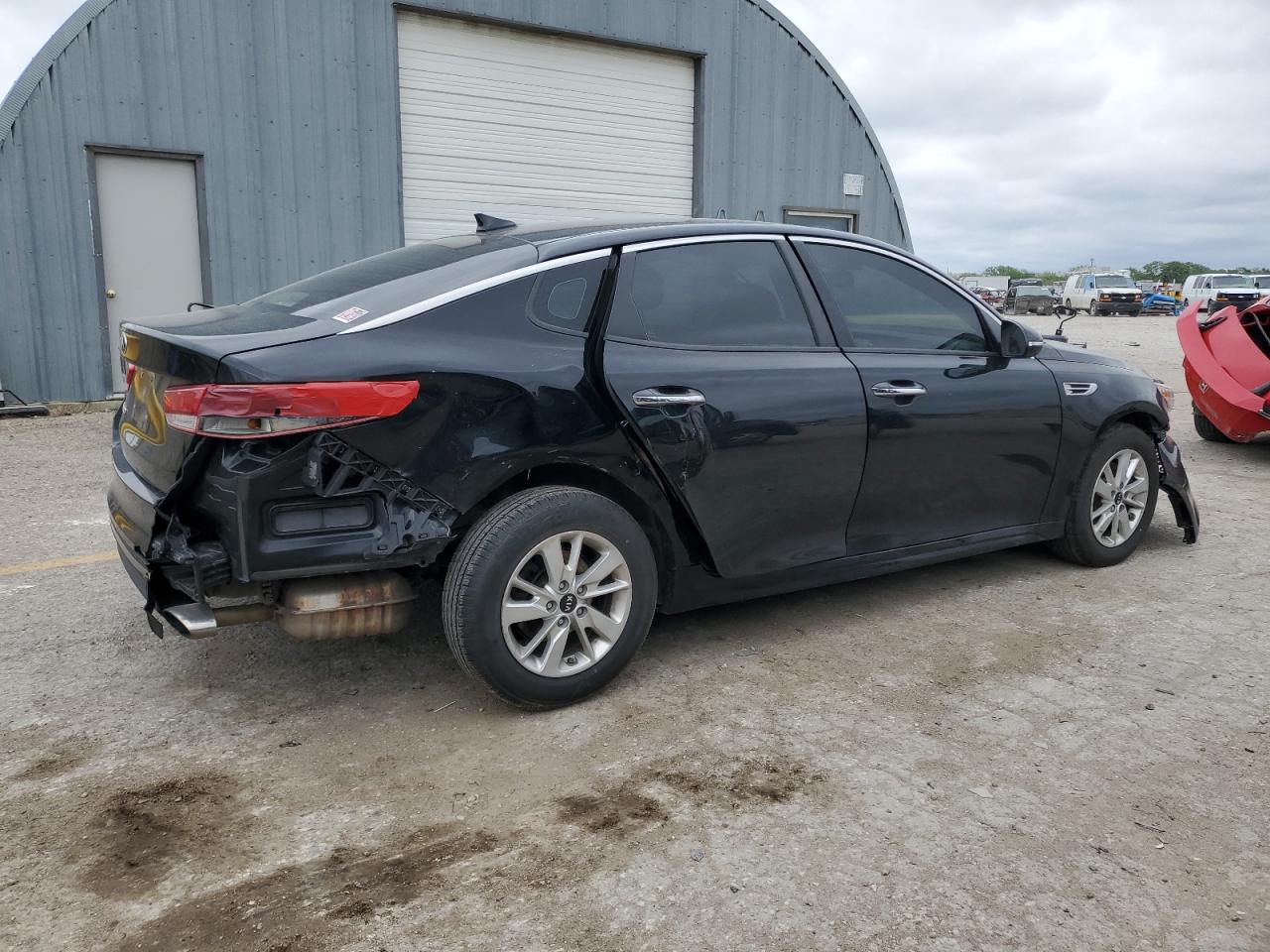 5XXGT4L32JG182836 2018 Kia Optima Lx