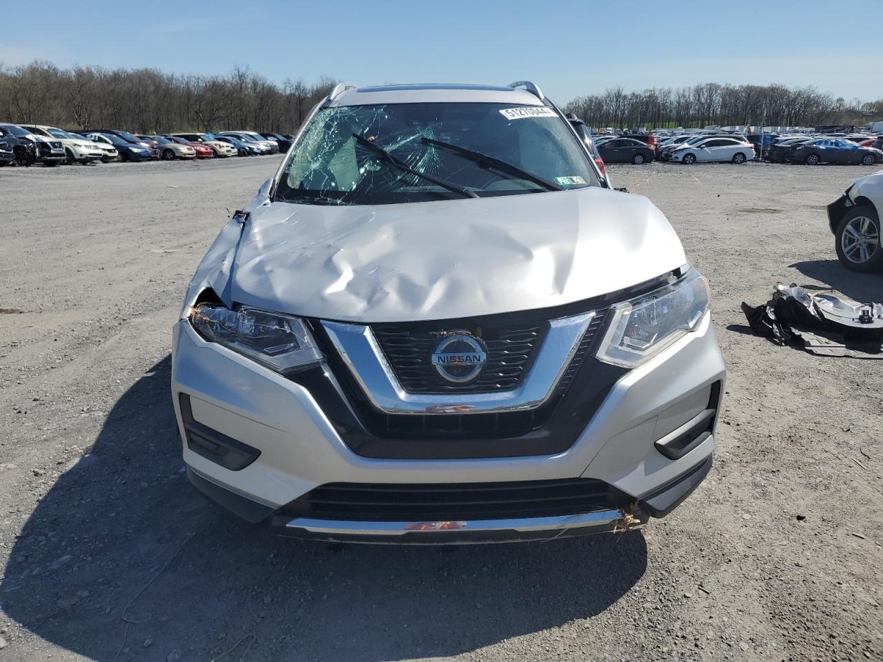 JN8AT2MV8KW402673 2019 Nissan Rogue S