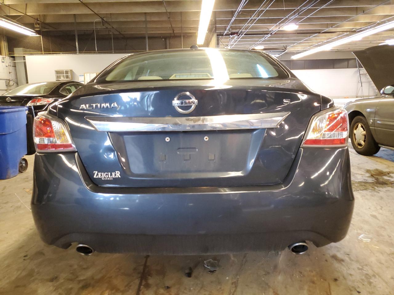 2015 Nissan Altima 2.5 vin: 1N4AL3AP1FN362896