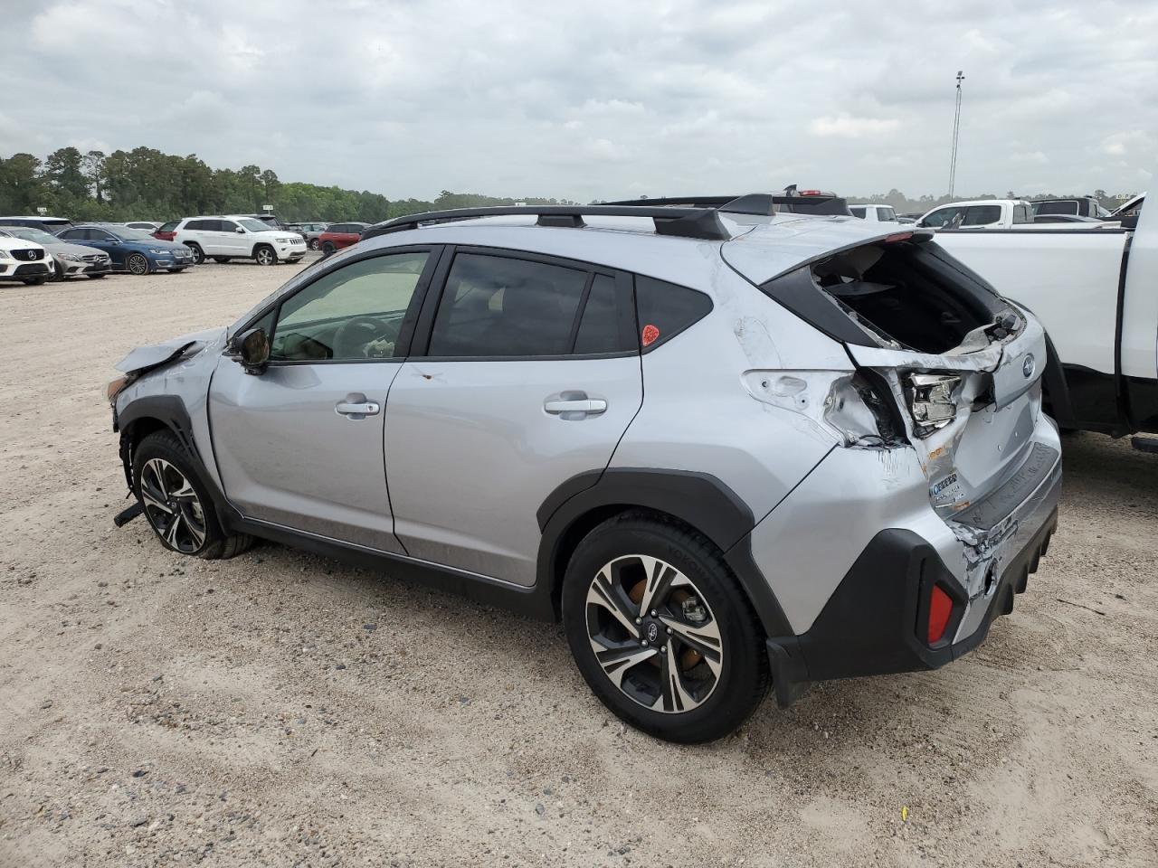 2024 Subaru Crosstrek Premium vin: JF2GUADC9R8253427