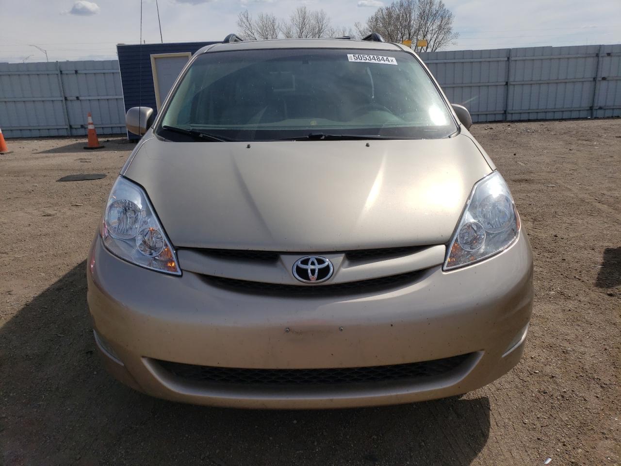 5TDZK22C89S277770 2009 Toyota Sienna Xle