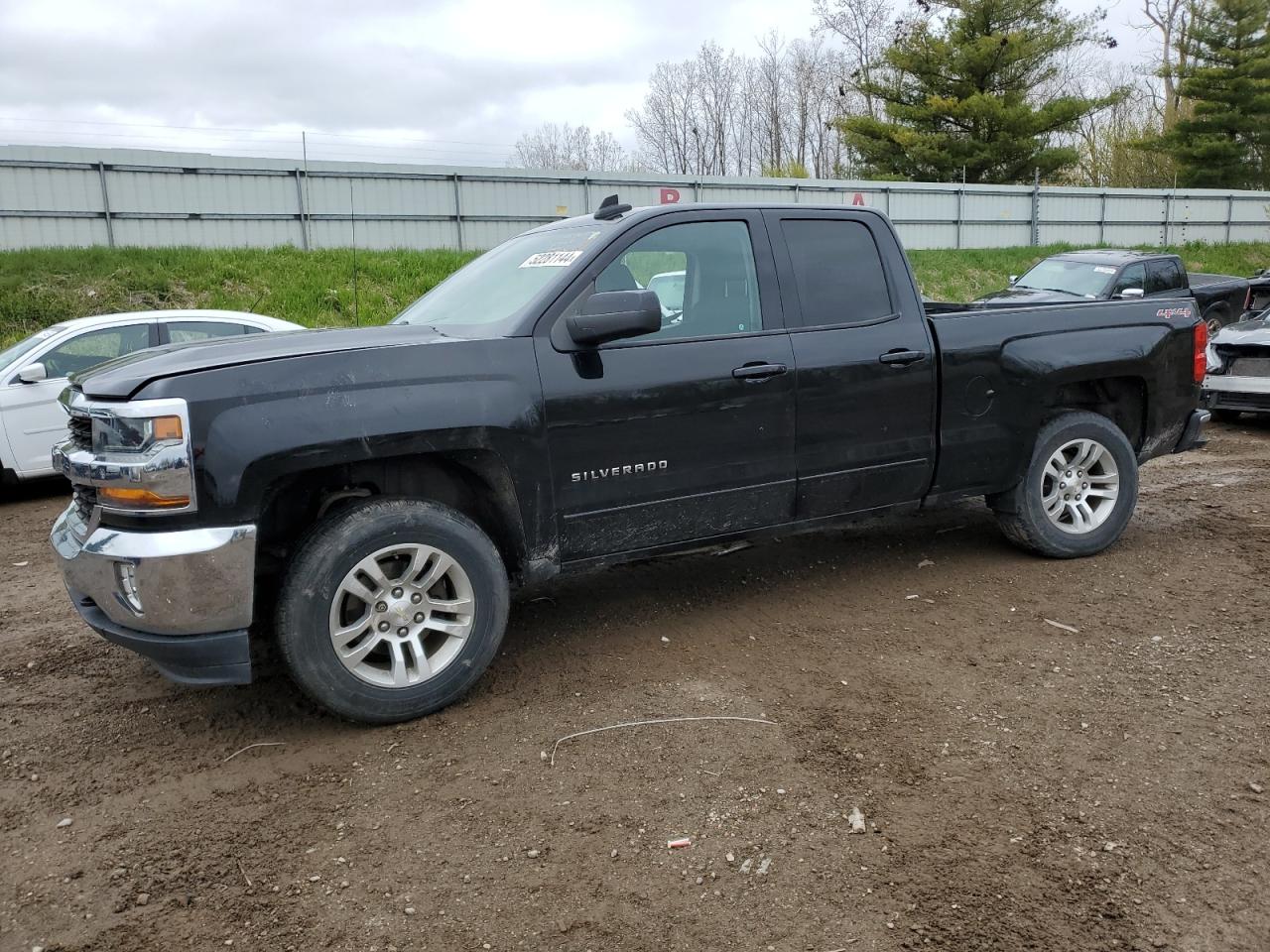 1GCVKREC0HZ124896 2017 Chevrolet Silverado K1500 Lt