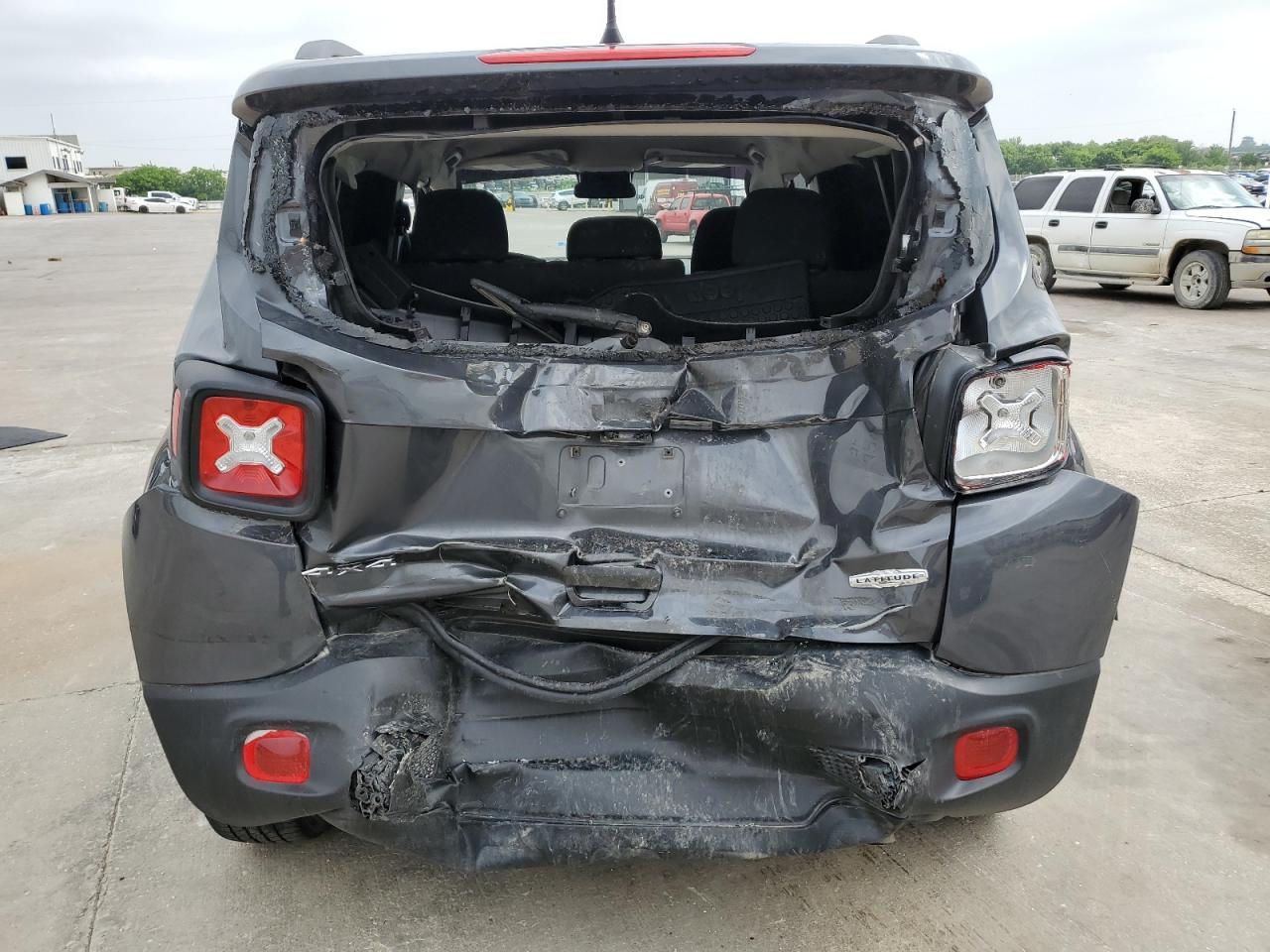 ZACNJDB14NPN48985 2022 Jeep Renegade Latitude