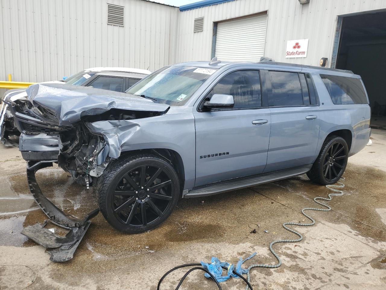 2016 Chevrolet Suburban C1500 Lt vin: 1GNSCHKC4GR111010