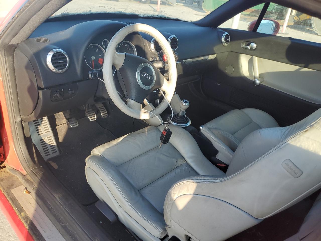 truwt28n021028008 TRUWT28N021028008 2002 Audi Tt Quattro