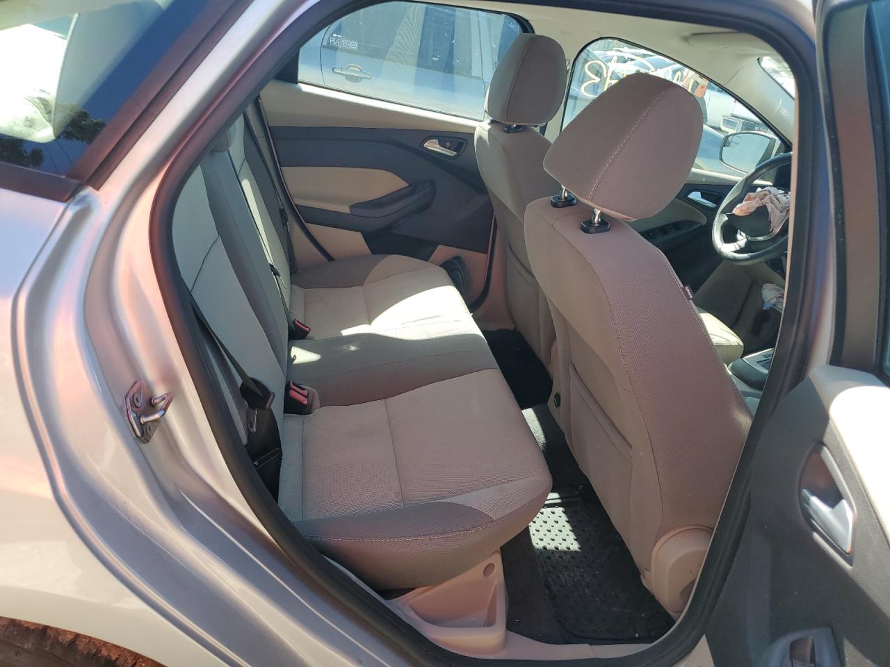 1FADP3F20DL353937 2013 Ford Focus Se