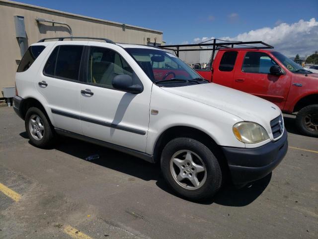1999 Mercedes-Benz Ml 320 VIN: 4JGAB54E2XA070813 Lot: 52756604