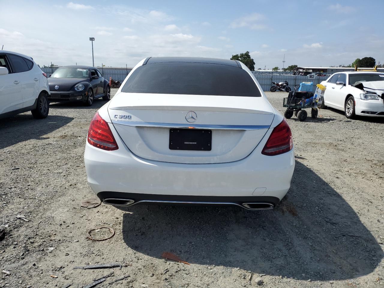 55SWF4JBXHU233461 2017 Mercedes-Benz C 300