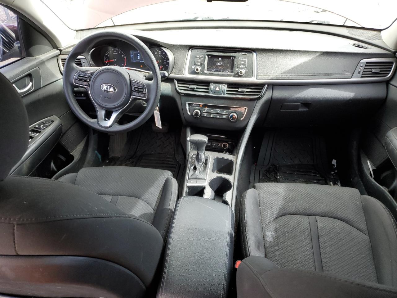 5XXGT4L39HG164618 2017 Kia Optima Lx