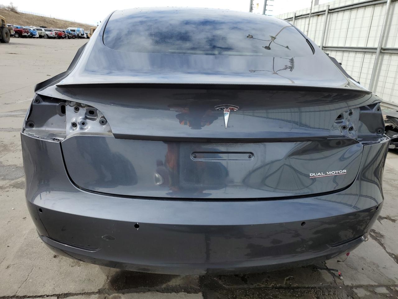 2022 Tesla Model 3 vin: 5YJ3E1EC8NF330842