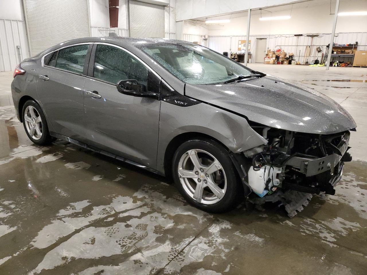 1G1RA6S56HU110421 2017 Chevrolet Volt Lt