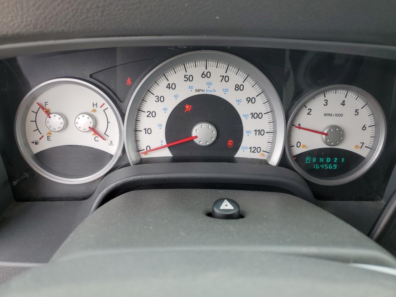 1D4HD48N55F528588 2006 Dodge Durango Slt