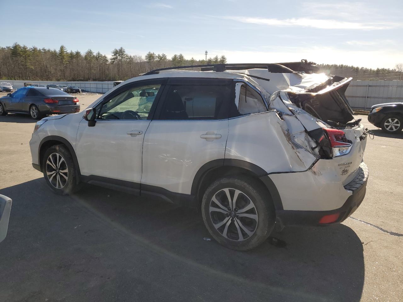 2019 Subaru Forester Limited vin: JF2SKASCXKH489089