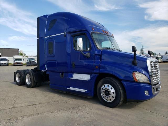 Lot #2478193384 2013 FREIGHTLINER CASCADIA 1 salvage car