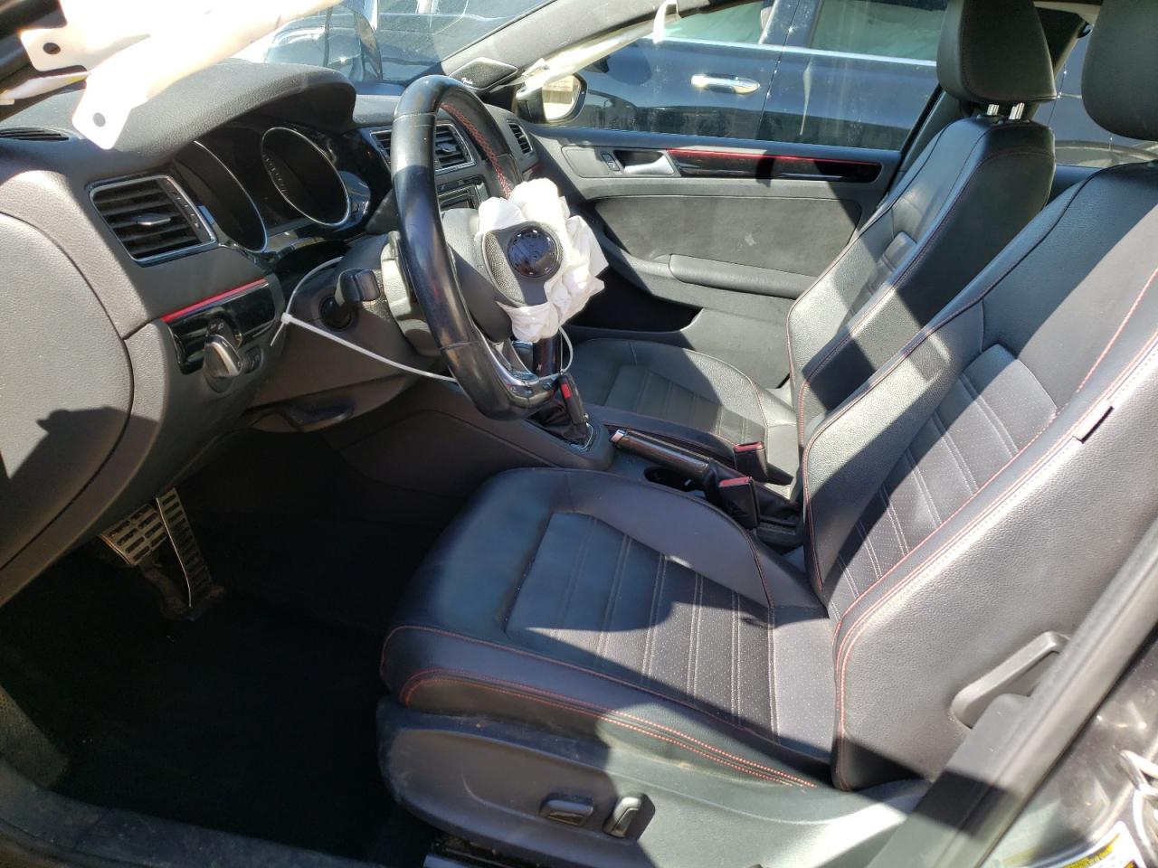 3VW4T7AJ2HM409437 2017 Volkswagen Jetta Gli