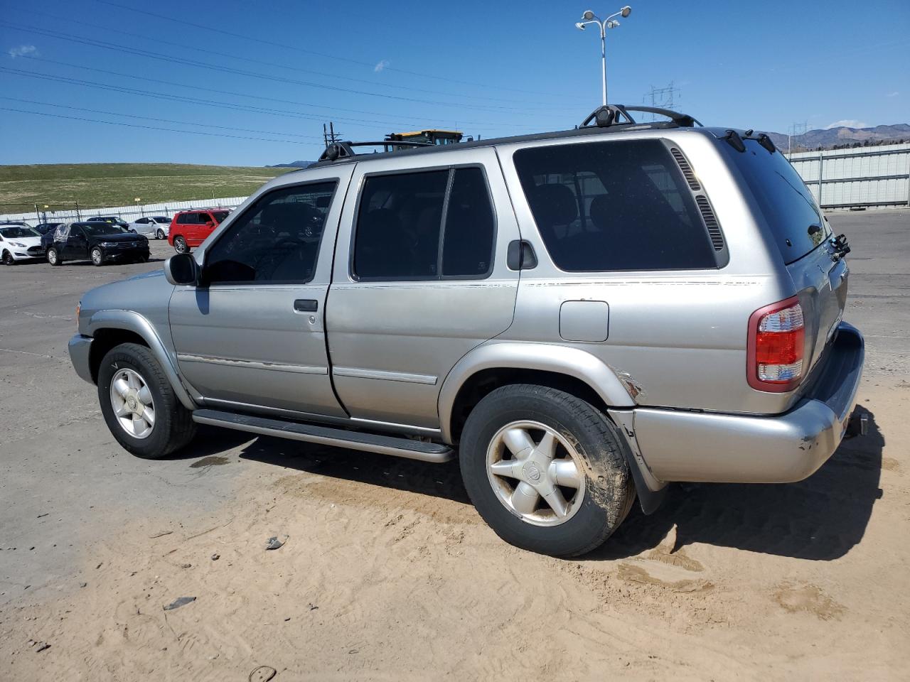 JN8DR09Y01W574133 2001 Nissan Pathfinder Le